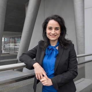 Yael Adler ist Dermatologin und Autorin