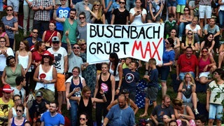 Max-Giesinger-Fans bei DAS FEST 2016 in Karlsruhe
