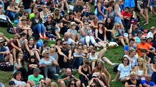 Die Sonne lacht und die Besucher auch - DU1_9349.jpg-108000