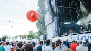 Pauken, Trompeten und ein Feuerwerk (Foto: Niko Neithardt) Pauken, Trompeten und ein Feuerwerk