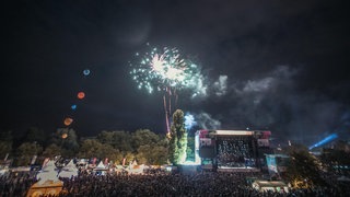 Pauken, Trompeten und ein Feuerwerk (Foto: Niko Neithardt) Pauken, Trompeten und ein Feuerwerk