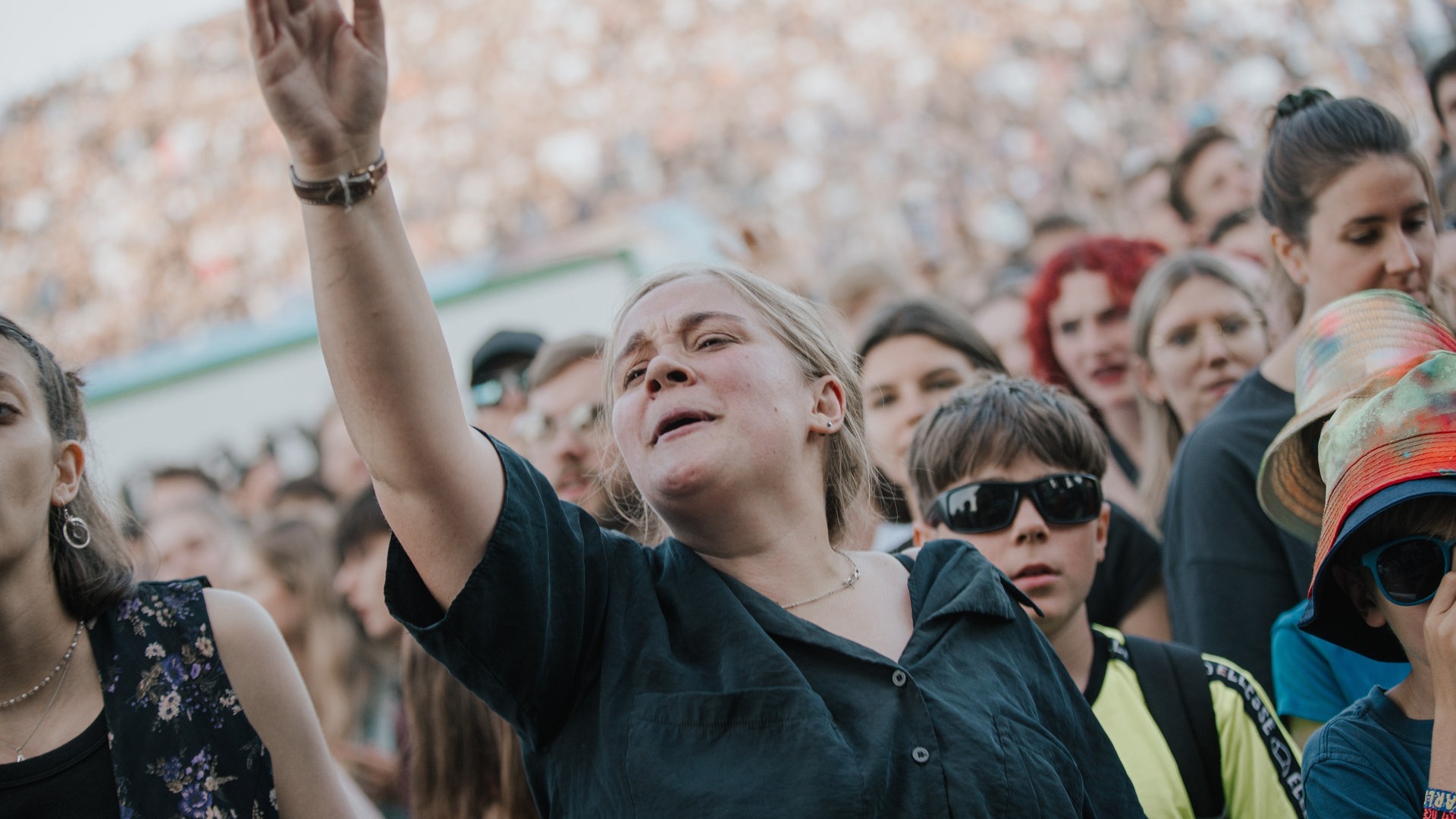 Foto: SWR3, Ronny Zimmermann Das Publikum bei Das Fest feiert vor der Bühne die Künstler (Foto: SWR3, Ronny Zimmermann)