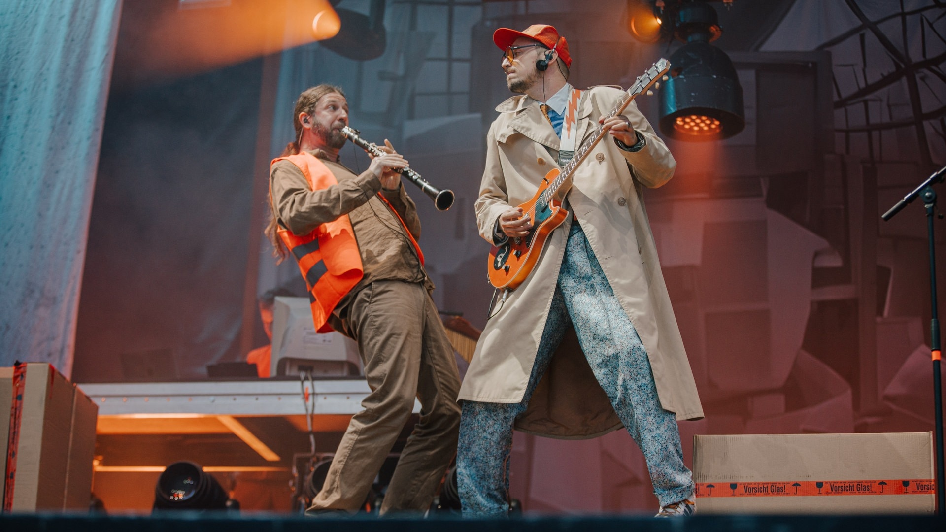 Alligatoah tritt am Samstagabend bei Das Fest auf der Hauptbühne auf und wird gefeiert (Foto: SWR3, Ronny Zimmermann)
