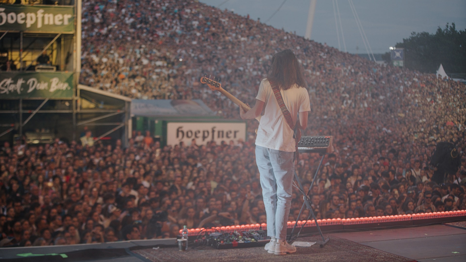 Alvaro Soler ist bei Das Fest 2023 am Sonntagabend aufgetreten (Foto: SWR3, Ronny Zimmermann)