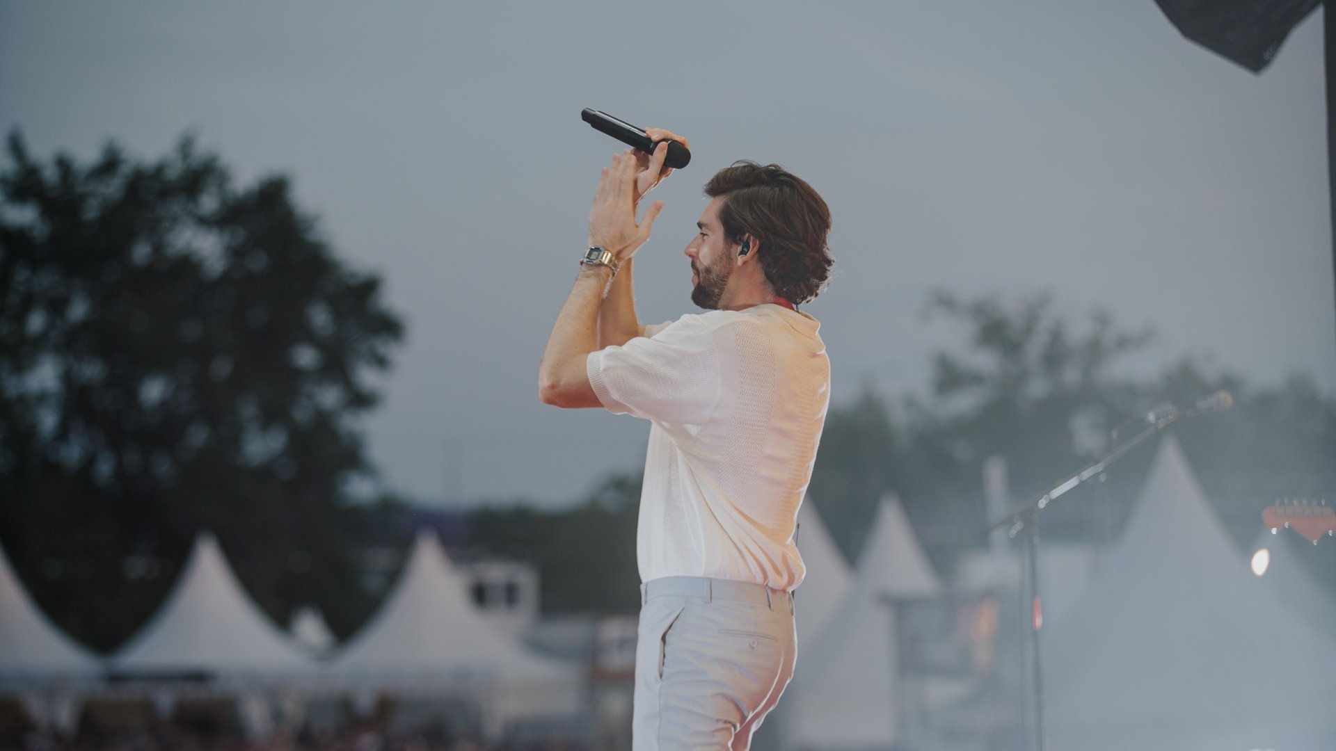 Alvaro Soler ist bei Das Fest 2023 am Sonntagabend aufgetreten (Foto: SWR3, Ronny Zimmermann)