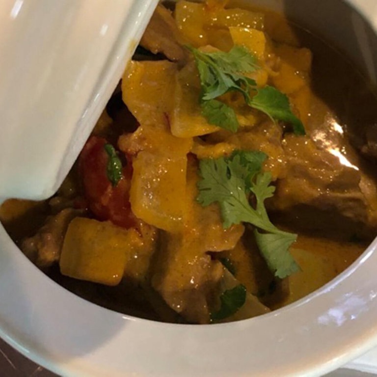 Gelbes Curry in einer Schüssel (Foto: SWR3)