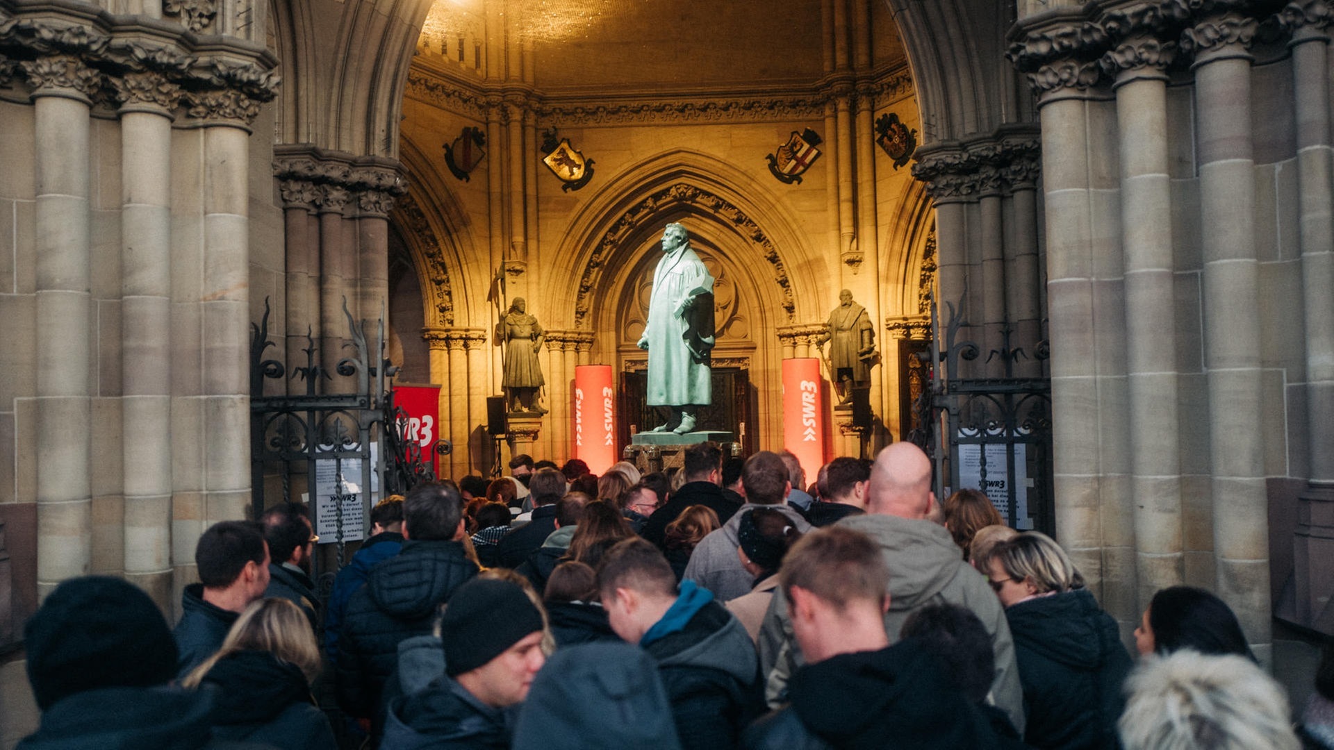 Foto: SWR3 Die Toten Hosen in der Gedächtniskirche in Speyer (Foto: SWR3)