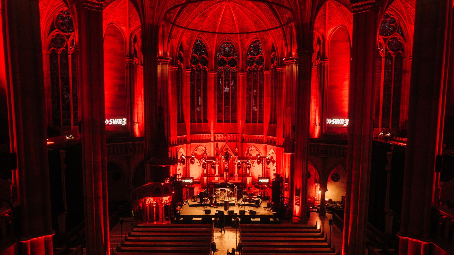 Foto: SWR3 Die Toten Hosen in der Gedächtniskirche in Speyer (Foto: SWR3)