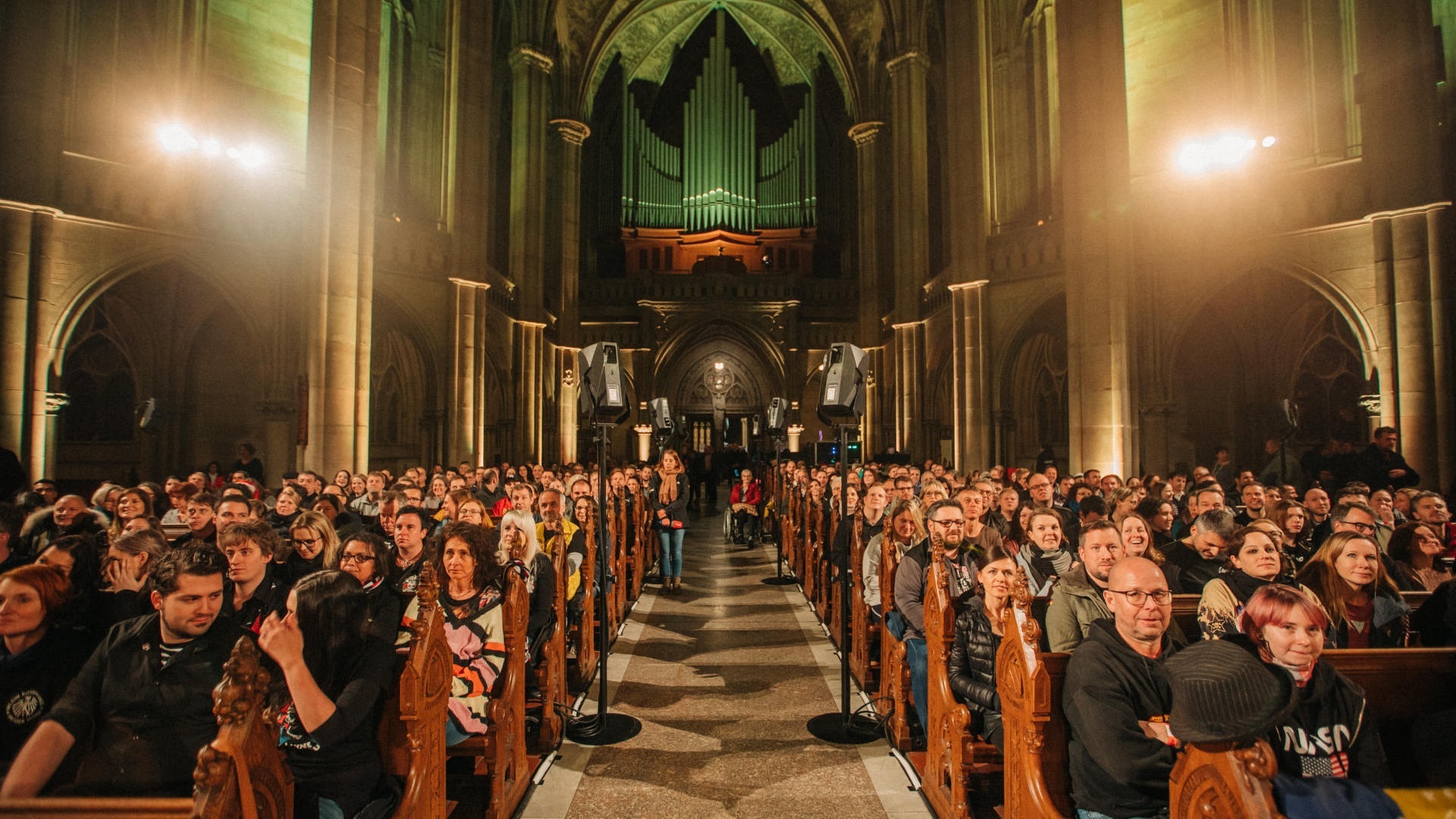 Foto: SWR3 Die Toten Hosen in der Gedächtniskirche in Speyer (Foto: SWR3)