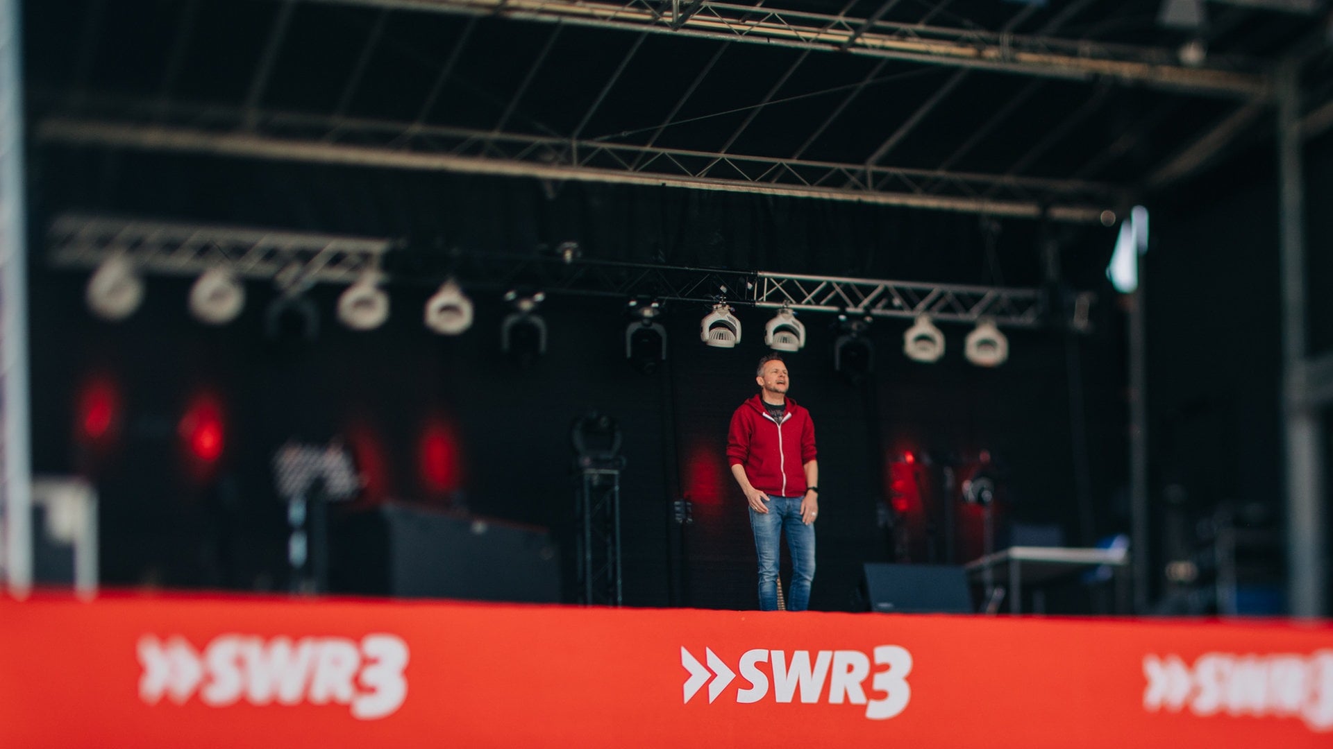 Foto: SWR3 Tobias Mann im Autokino Mainz (Foto: SWR3)