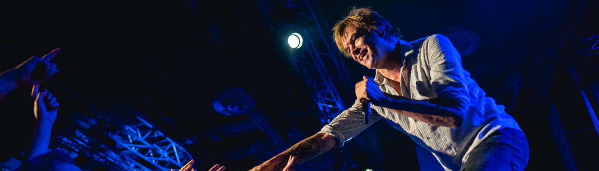 Die Toten Hosen: Campino mit Fans (Foto: SWR3)