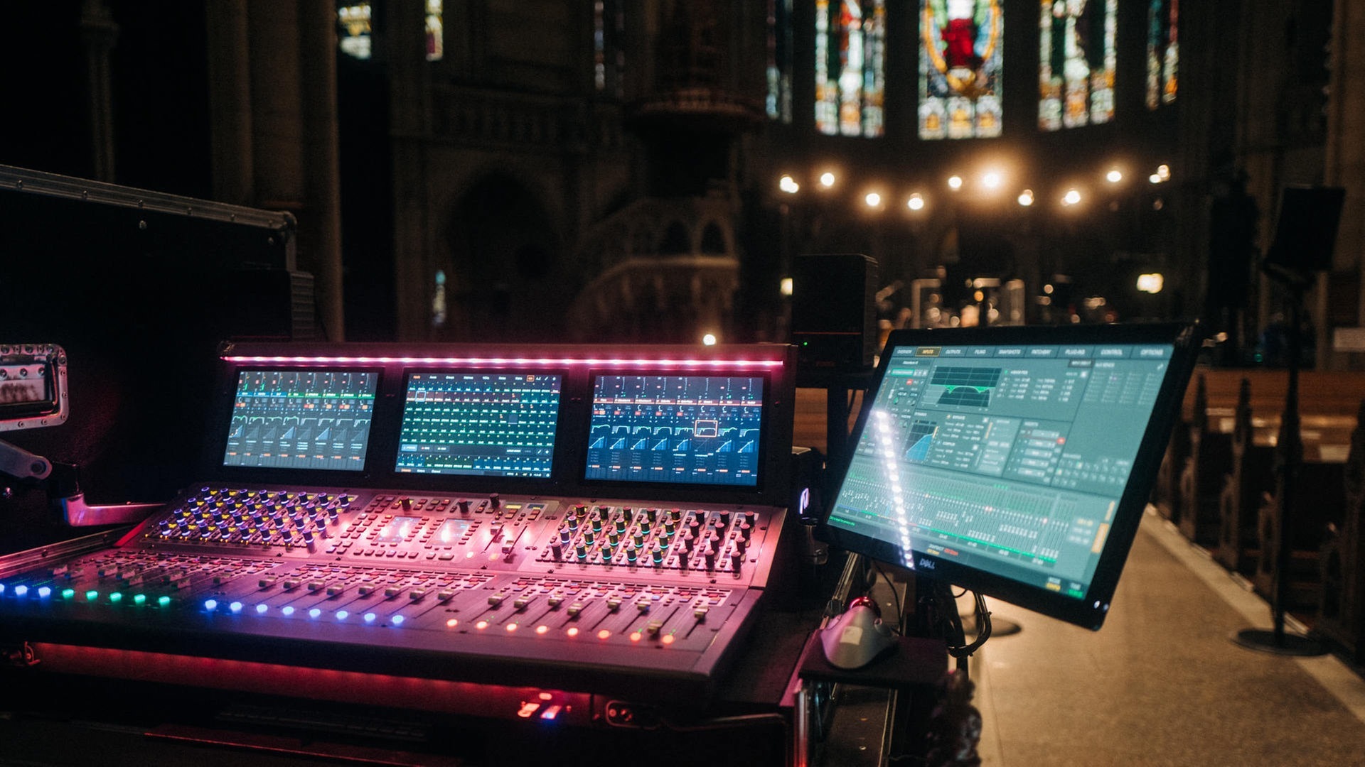Foto: SWR3 Die Toten Hosen in der Gedächtniskirche in Speyer (Foto: SWR3)