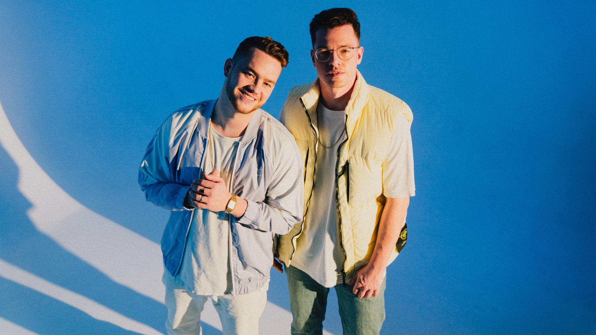 Das DJ-Duo YouNotUs (Foto: Alexander Norek)