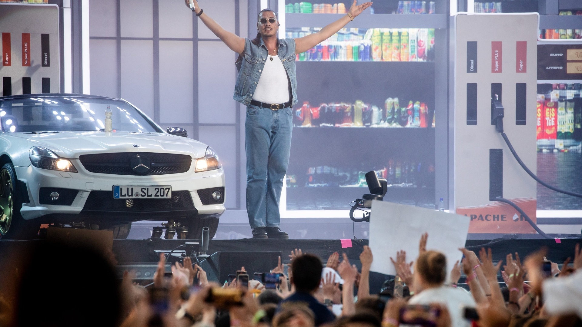 Foto: SWR3, Christoph Schmidt Apache 207 beim Kessel Festival 2023 (Foto: SWR3, Christoph Schmidt)