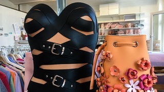 Im Atelier von Marina Hoermanseder (Foto: SWR3) Im Atelier von Marina Hoermanseder