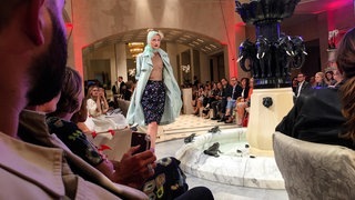 Backstage vor der Fashionweek Show von Anja Gockel (Foto: SWR3) Backstage vor der Fashionweek Show von Anja Gockel