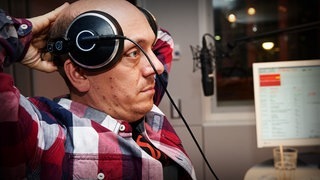 Radio-Duell 2013 mit Bernhard Hoecker (Foto: SWR3) Radio-Duell 2013 mit Bernhard Hoecker