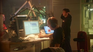 Bernhard Hoëcker beim Radio-Duell im SWR3-Studio (Foto: Björn Pados / SWR3.de) Bernhard Hoëcker beim Radio-Duell im SWR3-Studio