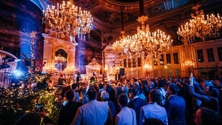 Sarah Connor und 100 Fans beim SWR3 Weihnachtskonzert im Casino Baden-Baden (Foto: SWR3, Niko Neithardt) Sarah Connor und 100 Fans beim SWR3 Weihnachtskonzert im Casino Baden-Baden