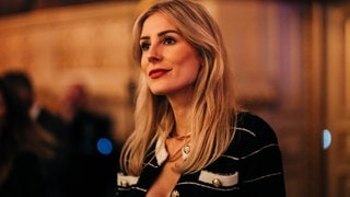 Sarah Connor und 100 Fans beim SWR3 Weihnachtskonzert im Casino Baden-Baden (Foto: SWR3, Niko Neithardt) Sarah Connor und 100 Fans beim SWR3 Weihnachtskonzert im Casino Baden-Baden