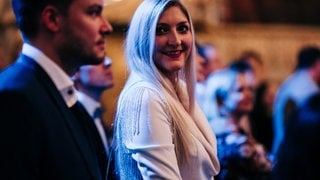 Sarah Connor und 100 Fans beim SWR3 Weihnachtskonzert im Casino Baden-Baden (Foto: SWR3, Niko Neithardt) Sarah Connor und 100 Fans beim SWR3 Weihnachtskonzert im Casino Baden-Baden