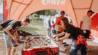 Besucher beim Pinot and Rock Festival 2024 (Foto: SWR3, Ronny Zimmermann) Besucher beim Pinot and Rock Festival 2024