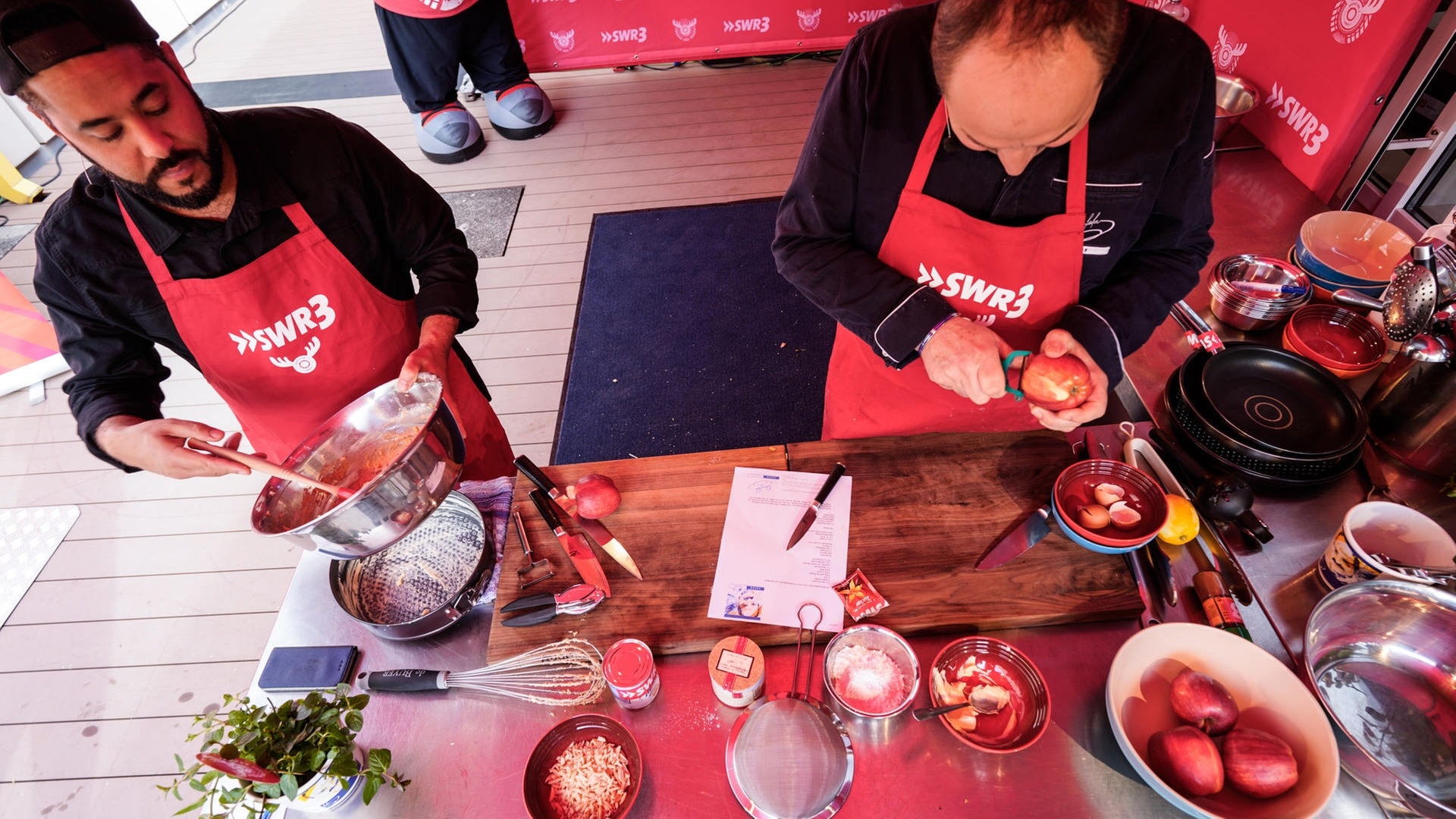 Foto: SWR3 SWR3 Grillparty mit Johann Lafer und Adel Tawil (Foto: SWR3)