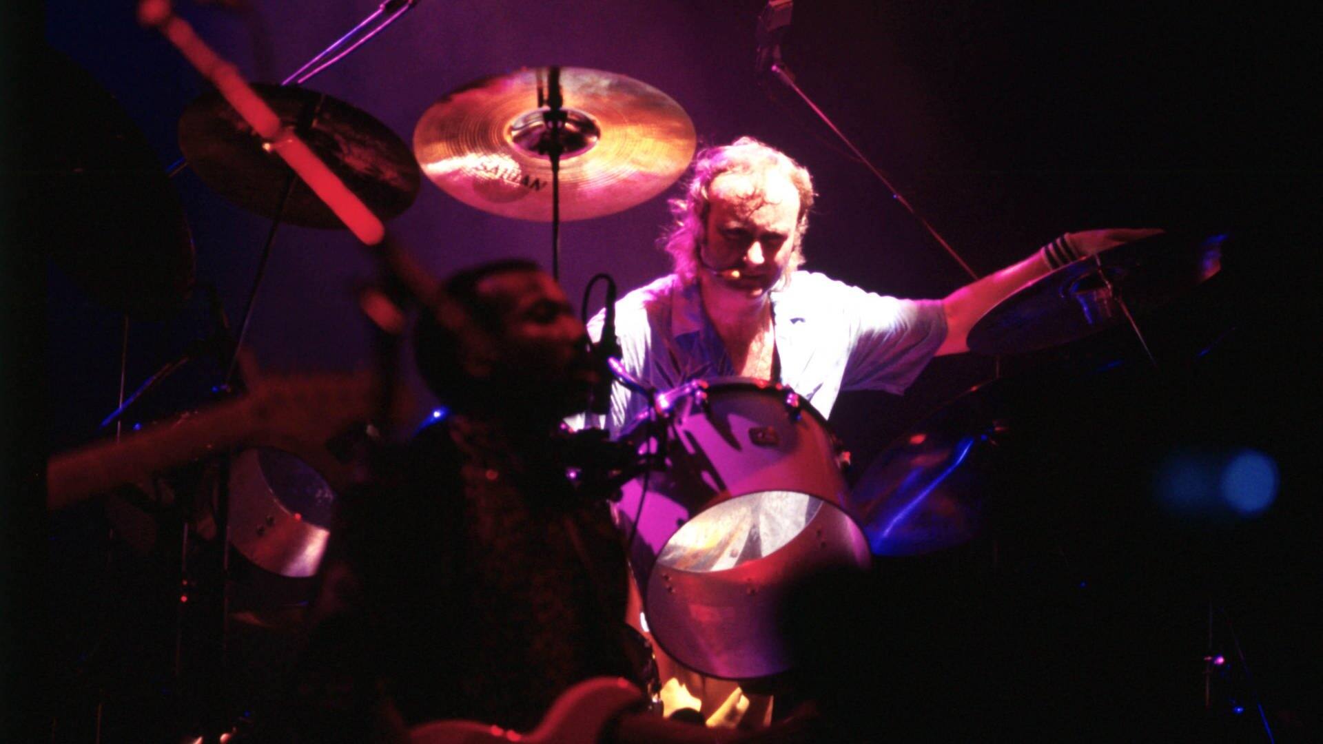 Phil Collins am Schlagzeug (Foto: picture-alliance / Reportdienste, Picture Alliance)