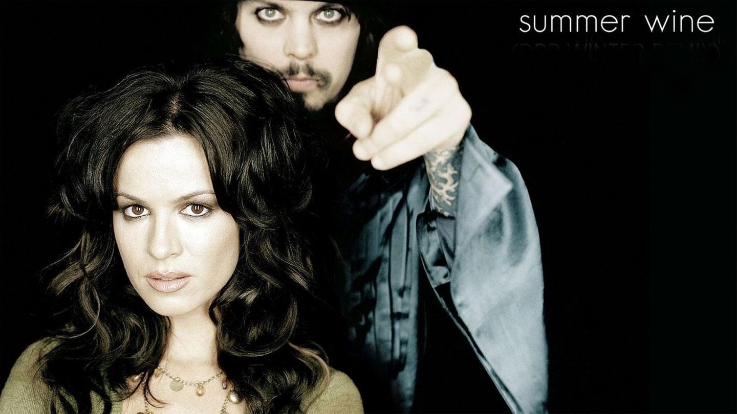 Foto: Warner Ville Valo & Natalia Avelon - Summer Wine (Foto: Warner)