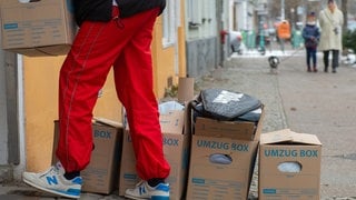 Umzug (Foto: picture-alliance / Reportdienste, Picture Alliance) Umzug