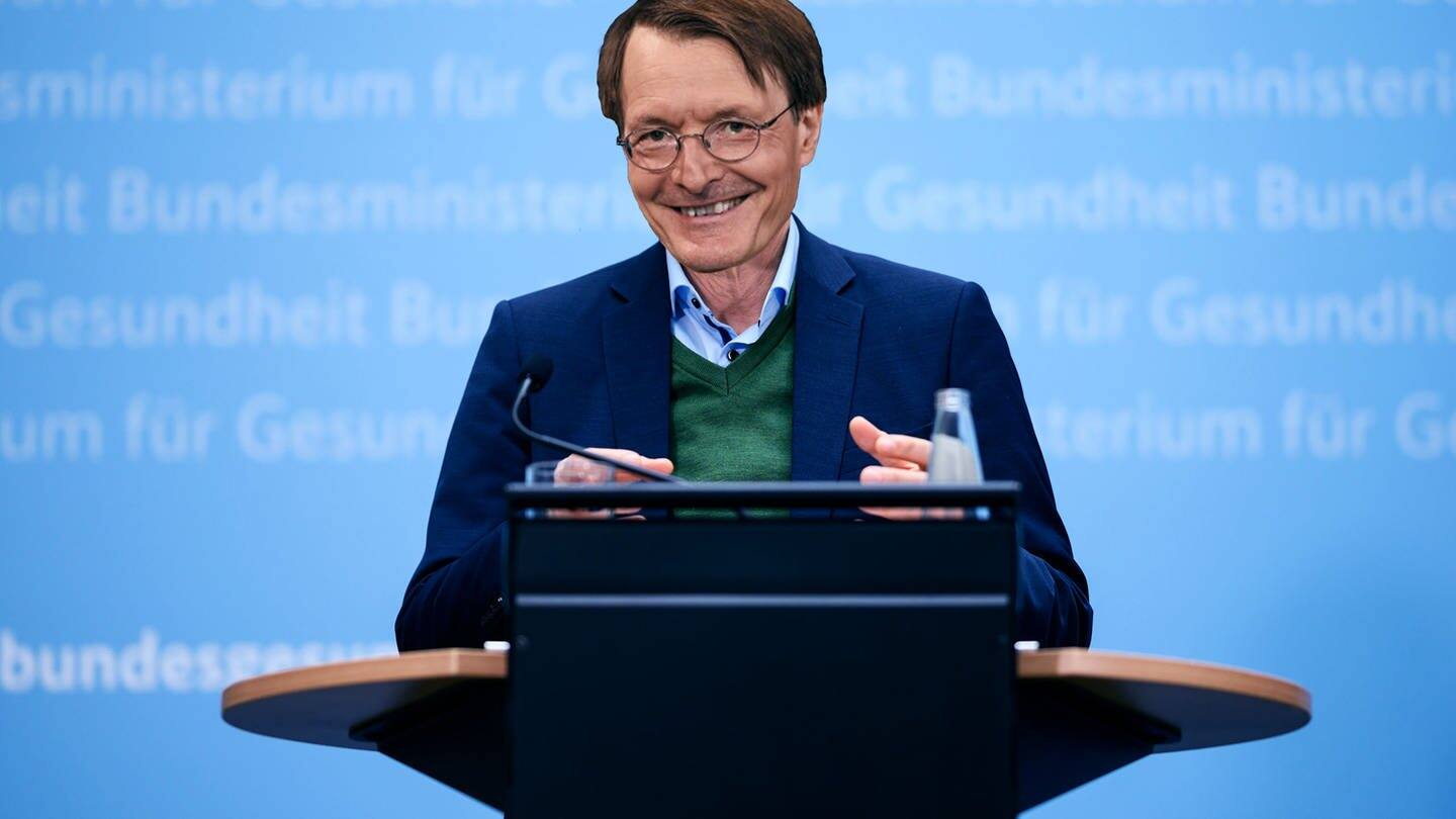 Karl Lauterbach gibt Pressekonferenz (Foto: picture-alliance / Reportdienste, picture-alliance)