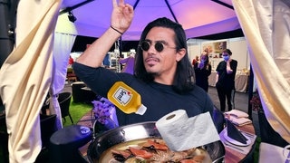 Salt Bae wirft Senf und Klopapier in die Pfanne