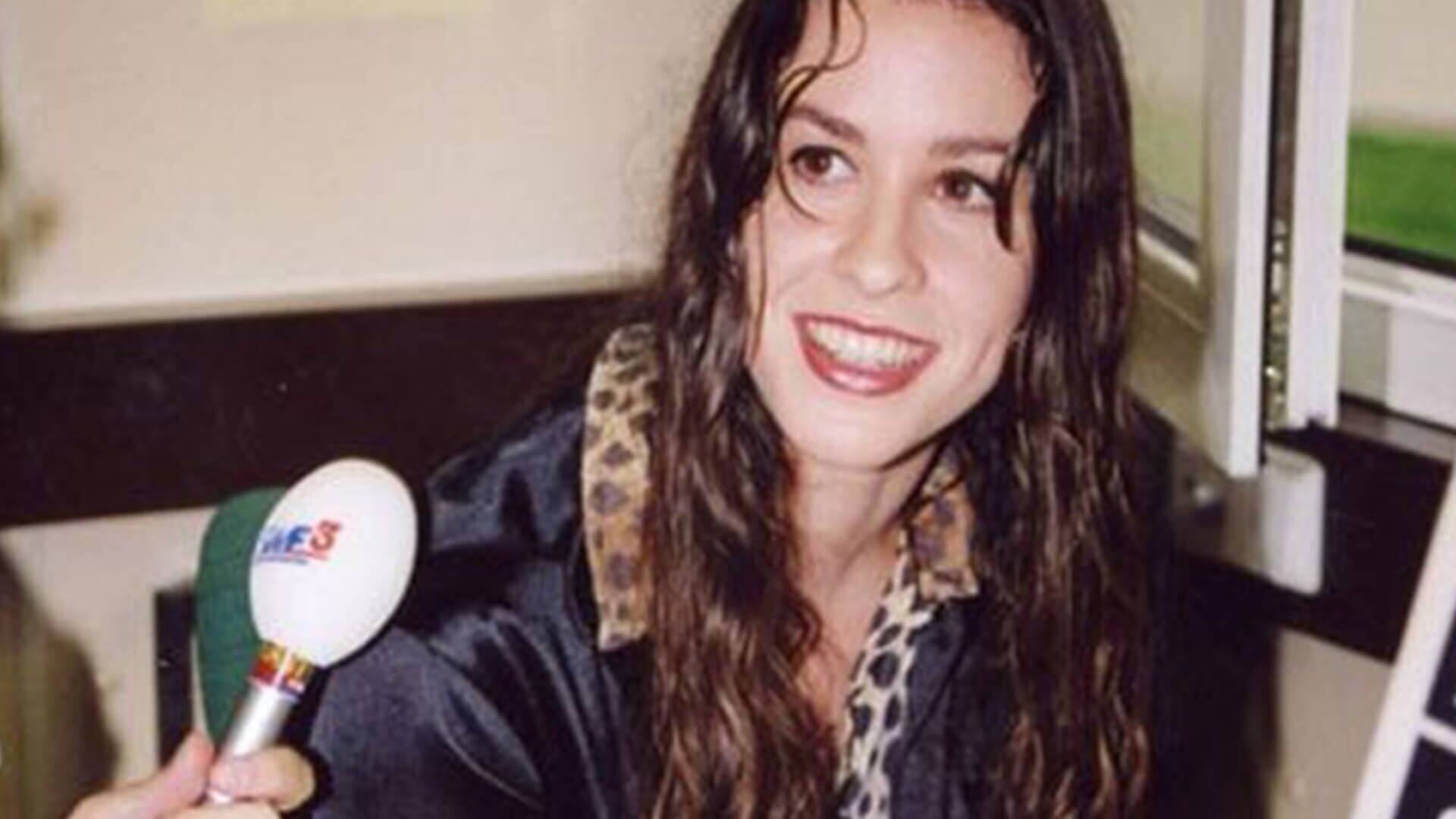 Alanis Morisette im Interview 1995 (Foto: SWR3)