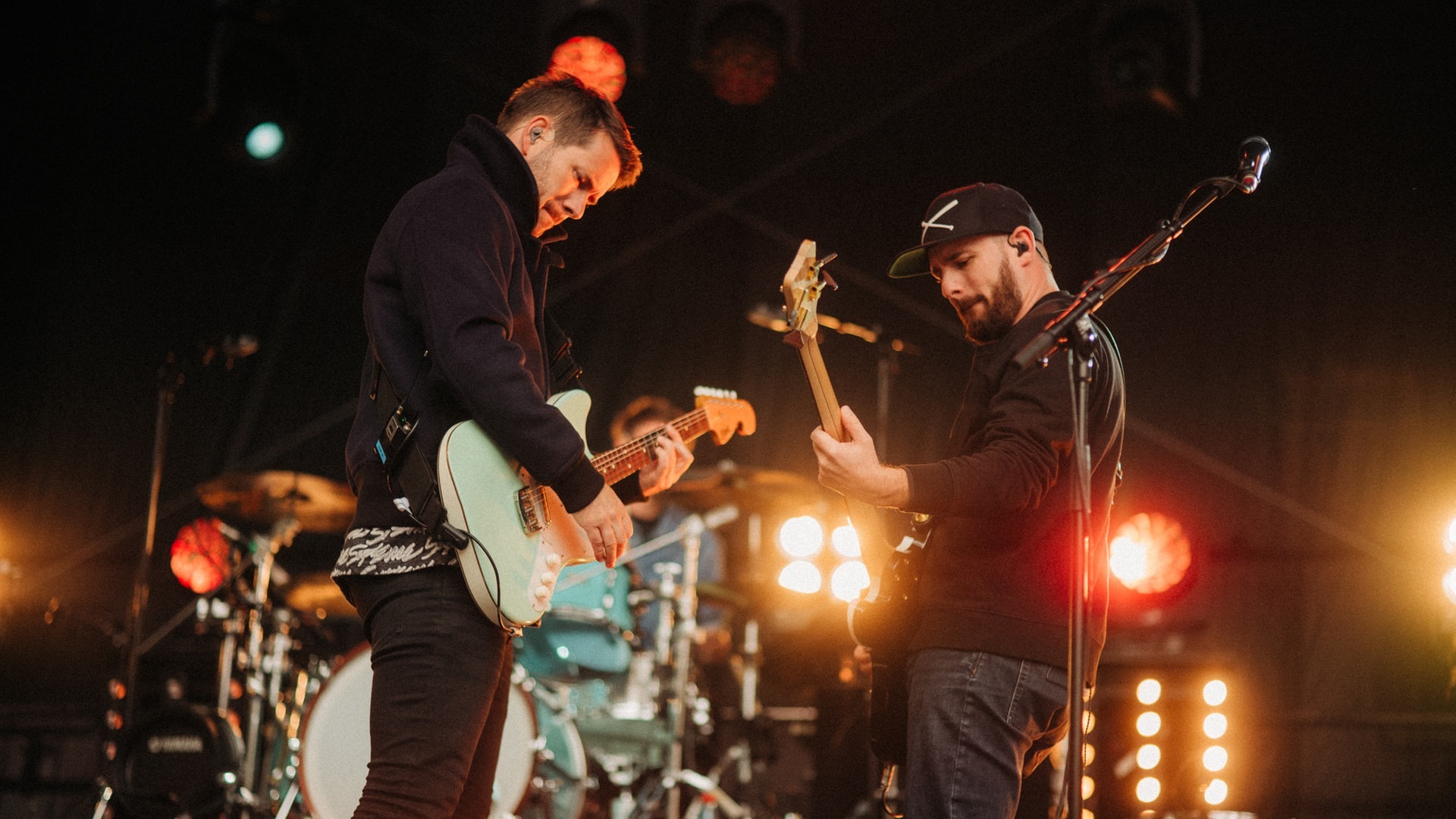 Revolverheld beim Schulhofkonzert in Worms (Foto: SWR3, Niko Neithardt)