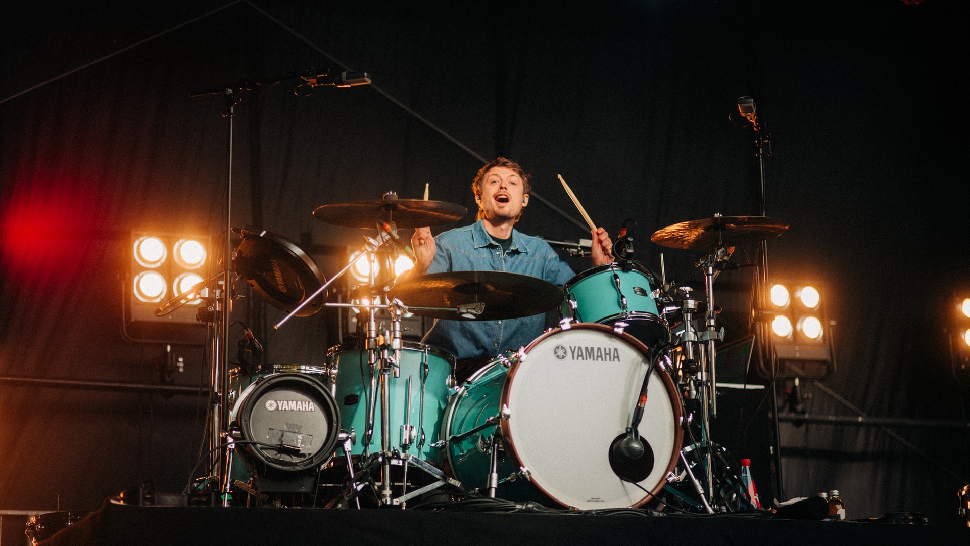 Revolverheld beim Schulhofkonzert in Worms (Foto: SWR3, Niko Neithardt)