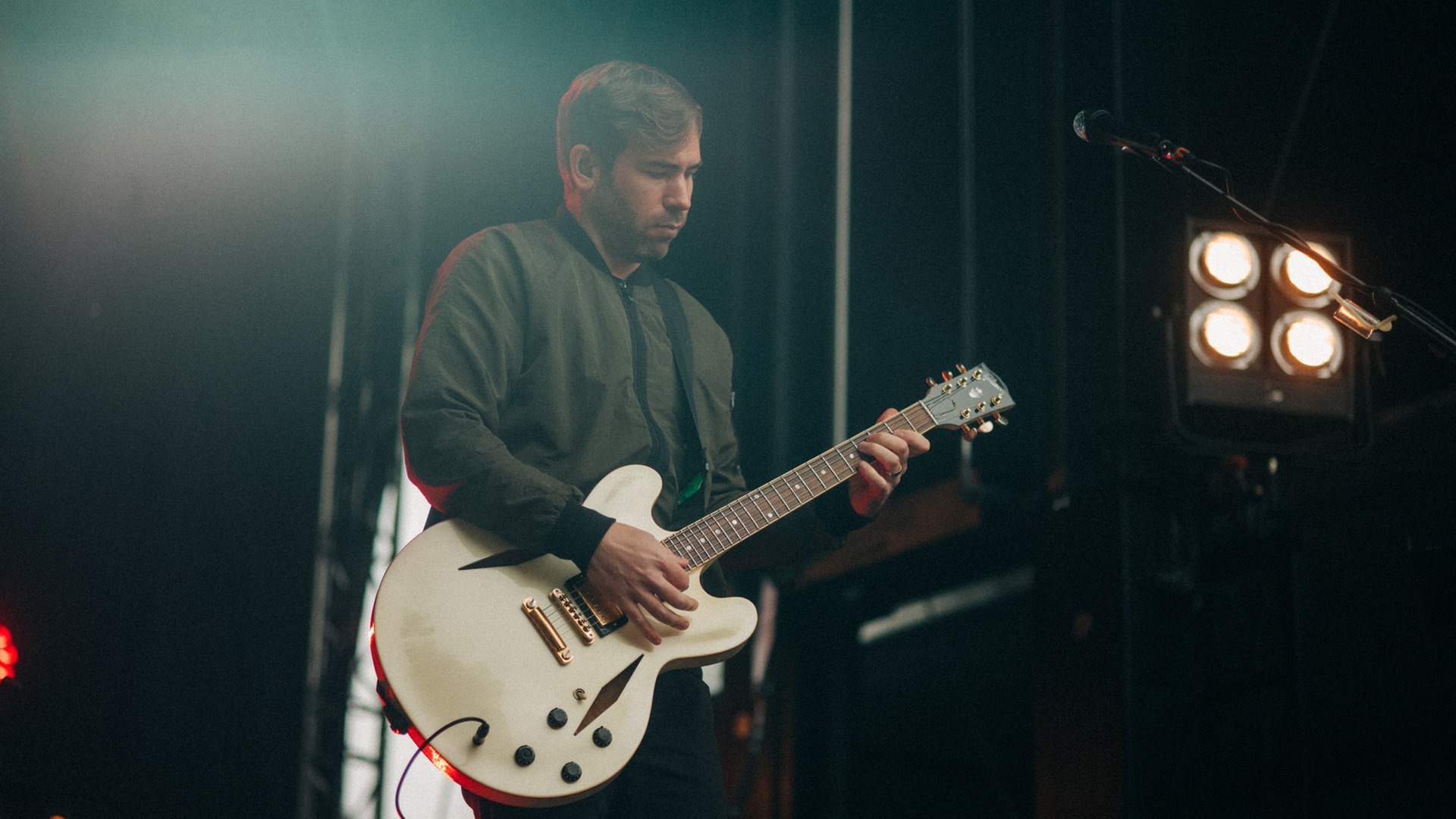 Revolverheld beim Schulhofkonzert in Worms (Foto: SWR3, Niko Neithardt)