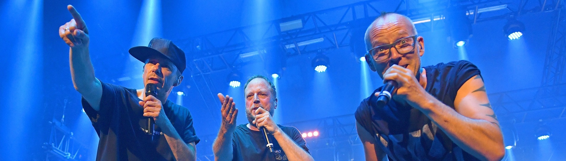 Die Hip-Hop-Band die Fantastischen Vier bei einem Live-Konzert, 2023 treten sie beim Würth Open Air auf (Foto: picture-alliance / Reportdienste, Picture Alliance)