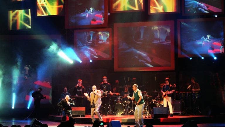 Die Fantastischen Vier performen live beim Echo 1996, bei dem sie für den besten Video-Clip ("Sie ist weg") ausgezeichnet wurden