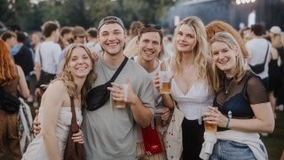 Campus Festival Konstanz 2025 im Bodenseestadion | Die schönsten Festivalbesucher (Foto: SWR3, Ronny Zimmermann) Campus Festival Konstanz 2025 im Bodenseestadion | Die schönsten Festivalbesucher