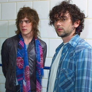 Das Indie-Pop-Duo MGMT 2008 in Paris