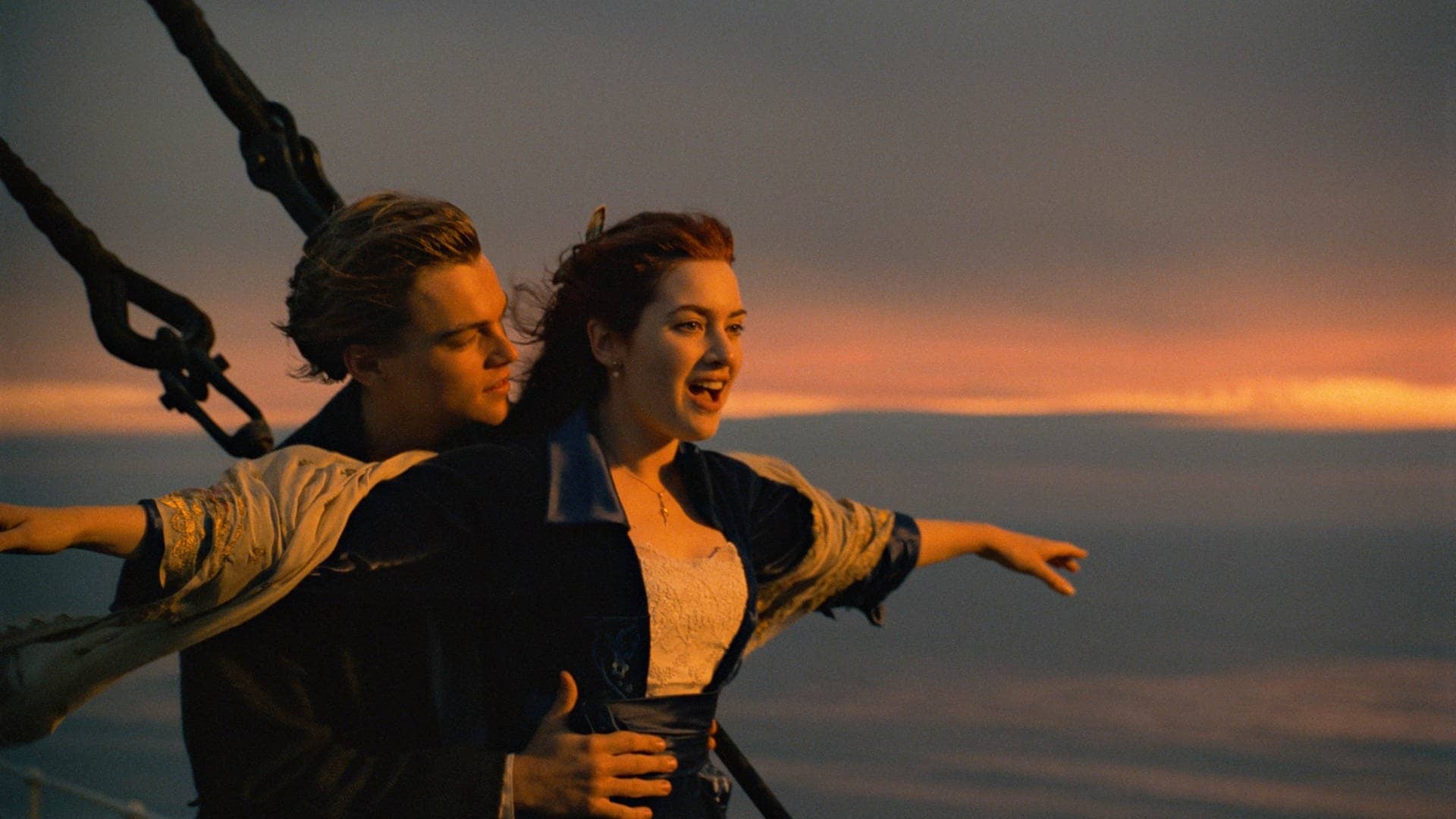 Rose und Jack an der der Titanic (Foto: picture-alliance / Reportdienste, 20thCentFox: Courtesy Everett Collection)