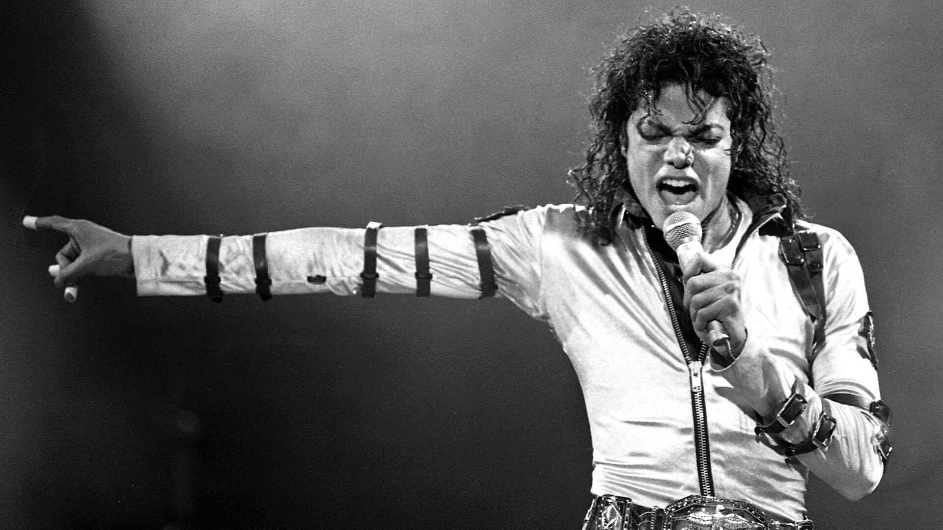 Michael Jackson bei einem Auftritt 1980 (Foto: imago images / ZUMA Press)