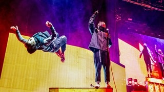 Twenty One Pilots live auf der Bühne in Manchester.