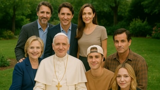 Papst Leo sitzt in der Mitte seiner aus dem Stammbaum bekannten Verwandten. Das Bild ist mit KI generiert. (Foto: Bild ist KI-generiert) Papst Leo sitzt in der Mitte seiner aus dem Stammbaum bekannten Verwandten. Das Bild ist mit KI generiert.