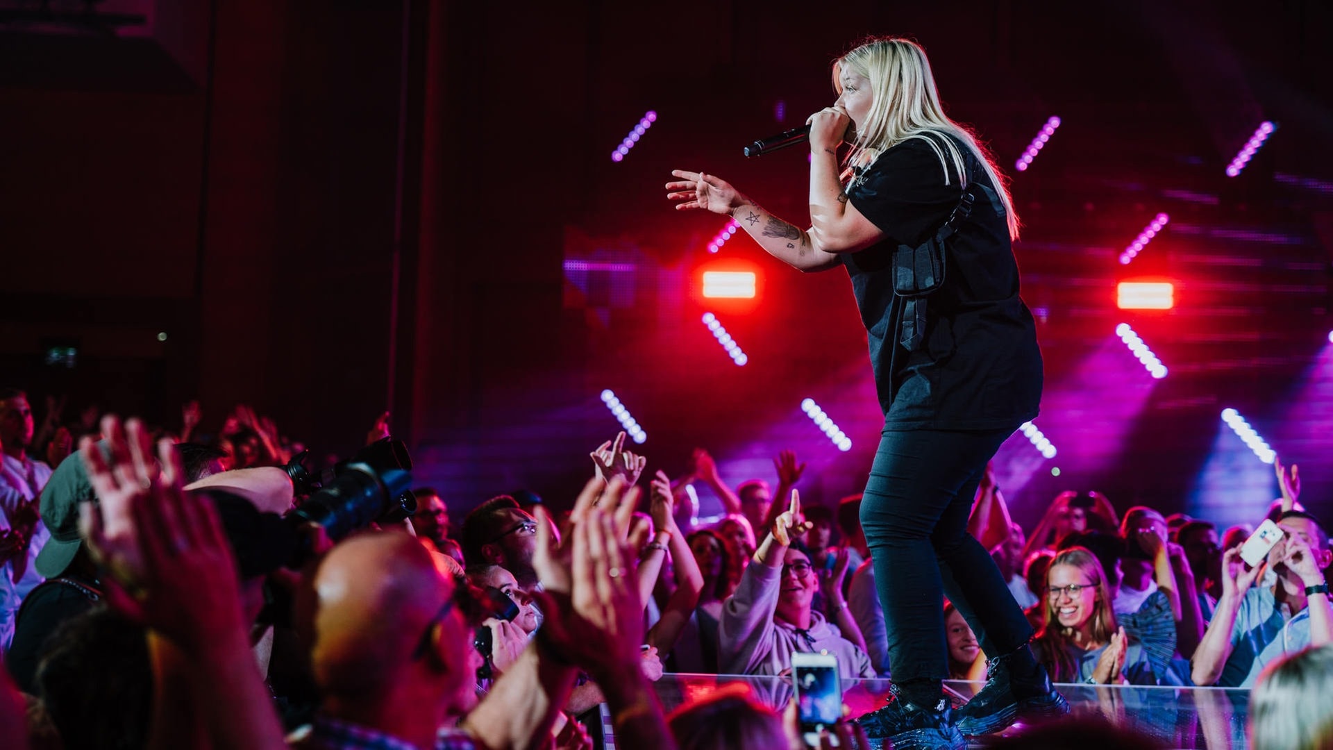 Foto: SWR3 Alma beim SWR3 New Pop Festival 2018 (Foto: SWR3)