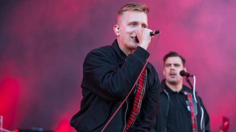 Foto: DASDING.de / Ronny Zimmermann Kraftklub bei Rock am Ring 2015 - RON_0791.jpg-33431 (Foto: DASDING.de / Ronny Zimmermann)