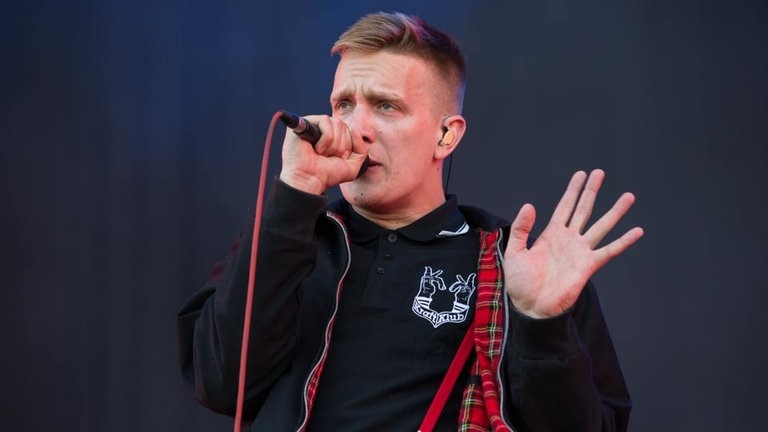 Foto: DASDING.de / Ronny Zimmermann Kraftklub bei Rock am Ring 2015 - RON_0769.jpg-33427 (Foto: DASDING.de / Ronny Zimmermann)