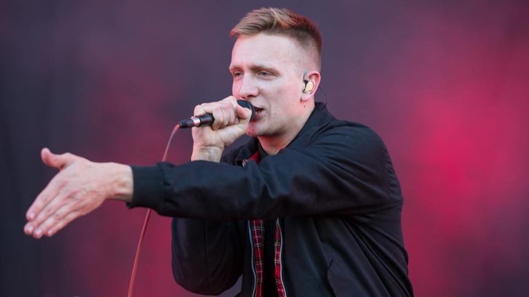 Foto: DASDING.de / Ronny Zimmermann Kraftklub bei Rock am Ring 2015 - RON_0787.jpg-33430 (Foto: DASDING.de / Ronny Zimmermann)
