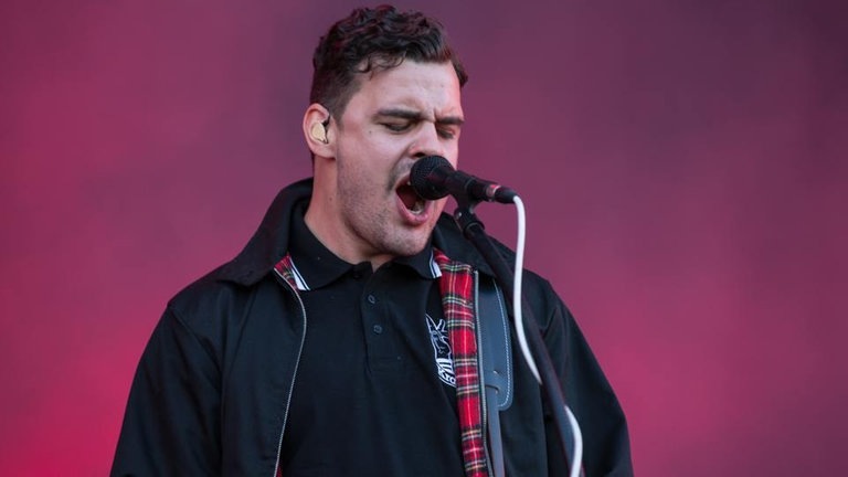 Foto: DASDING.de / Ronny Zimmermann Kraftklub bei Rock am Ring 2015 - RON_0805.jpg-33406 (Foto: DASDING.de / Ronny Zimmermann)
