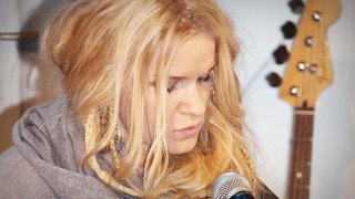 Kennengelernt haben sich die Mädels an der Musikschule in Oslo. Solveig kann sich noch ganz genau an den ersten Proberaum erinnern – Raum Nummer zehn. (Foto: swr3.de) Kennengelernt haben sich die Mädels an der Musikschule in Oslo. Solveig kann sich noch ganz genau an den ersten Proberaum erinnern – Raum Nummer zehn.